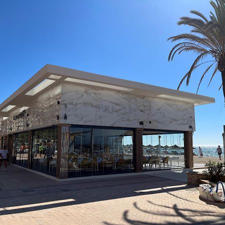Moderno Apartamento En Primera Linea Paseo Maritimo フエンヒロラ エクステリア 写真